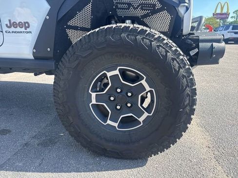 Used 2022 Jeep Gladiator Mojave w/ Trailer Tow Package image 10