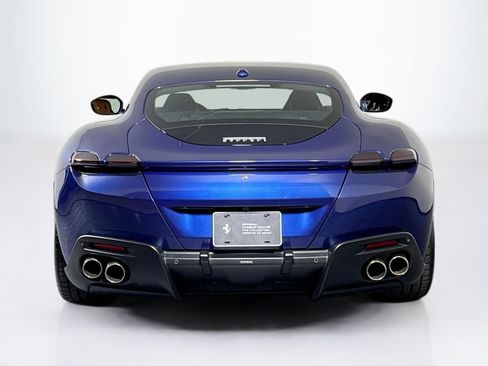 Used 2023 Ferrari Roma RWD image 8