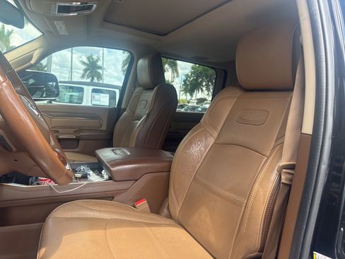 Used 2022 RAM 3500 Limited image 9