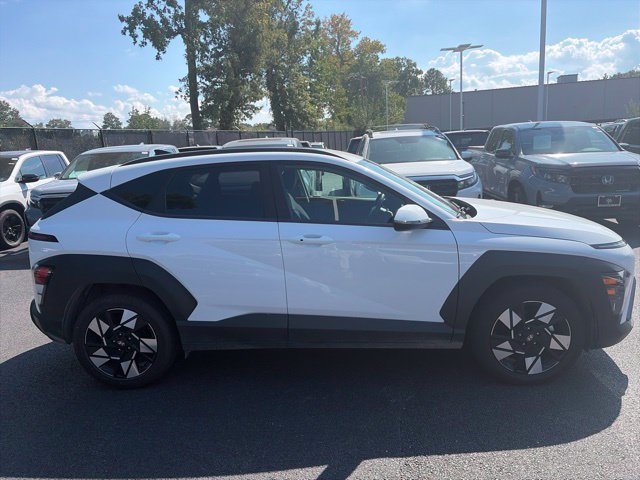 Used 2025 Hyundai Kona SEL FWD image 5