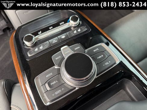 Used 2019 Genesis G90 5.0 Ultimate image 17