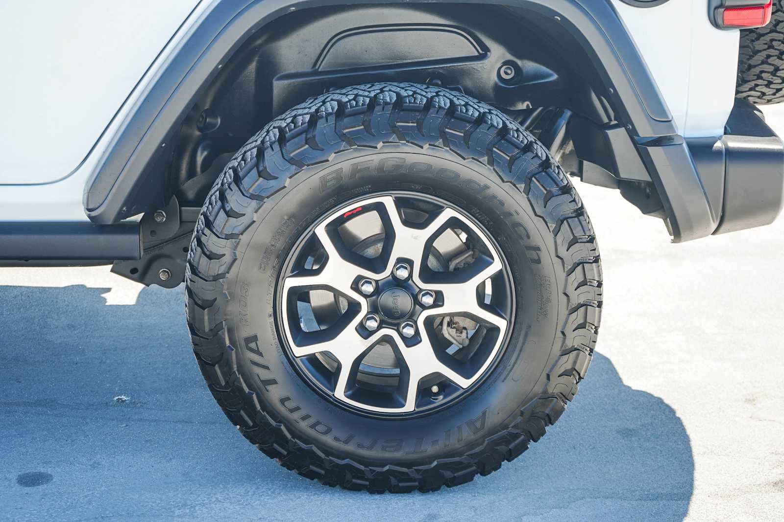 Used 2020 Jeep Wrangler Unlimited Rubicon AWD/4WD image 12