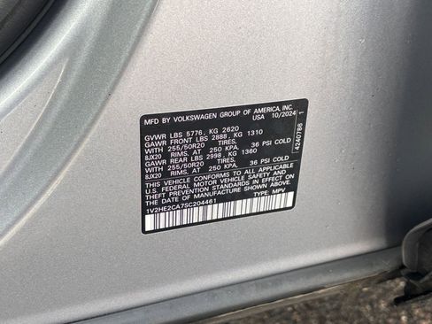 Used 2025 Volkswagen Atlas Cross Sport SE image 25