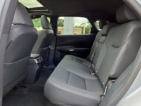 Used 2023 Lexus RX 350 Premium w/ Accessory Package AWD/4WD image 10