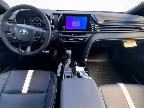 New 2026 Toyota Camry SE image 4