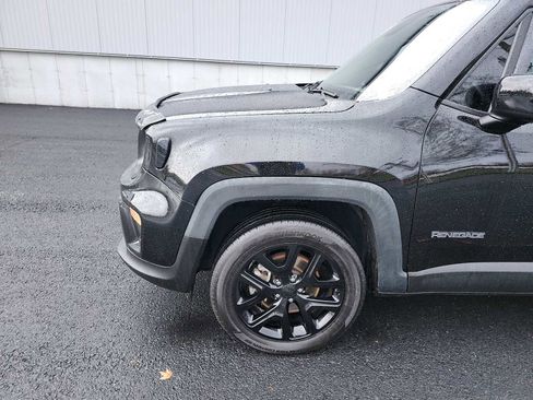 Used 2022 Jeep Renegade Altitude AWD/4WD image 10
