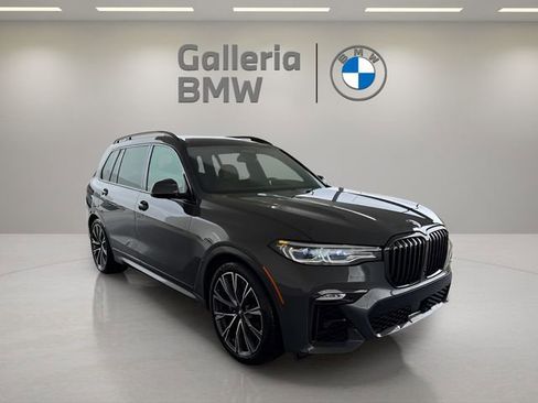 Used 2021 BMW X7 M50i w/ Dynamic Handling Package image 4