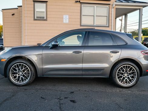 Used 2018 Porsche Macan Sport Edition AWD/4WD image 7