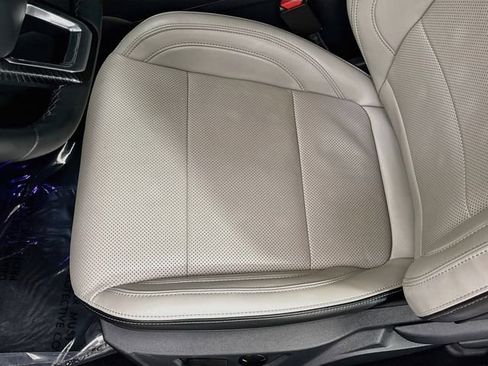 Used 2025 Ford Mustang GT Premium RWD image 18
