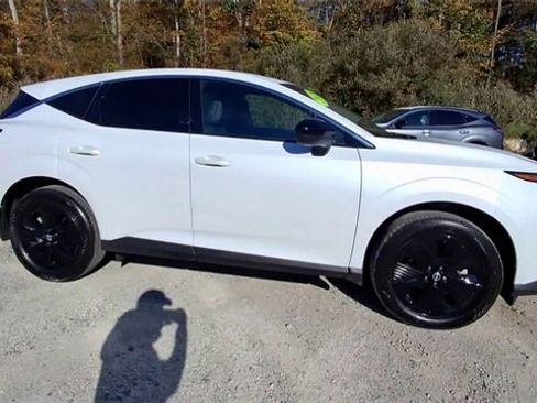 Used 2025 Nissan Murano SV image 9