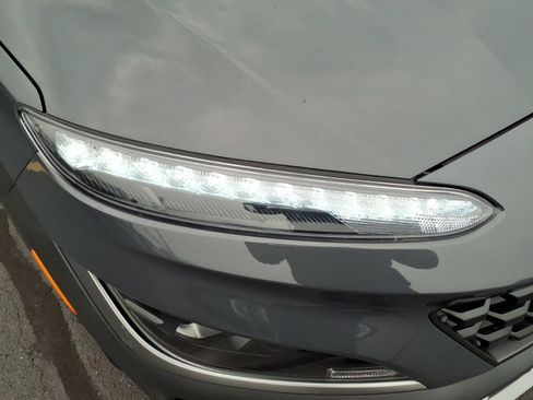 Used 2023 Hyundai Kona SEL AWD/4WD image 12
