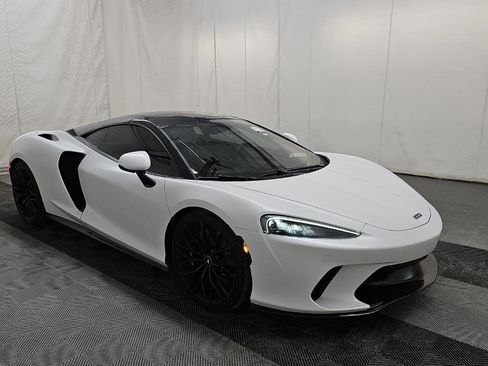 Used 2023 McLaren GT RWD image 3