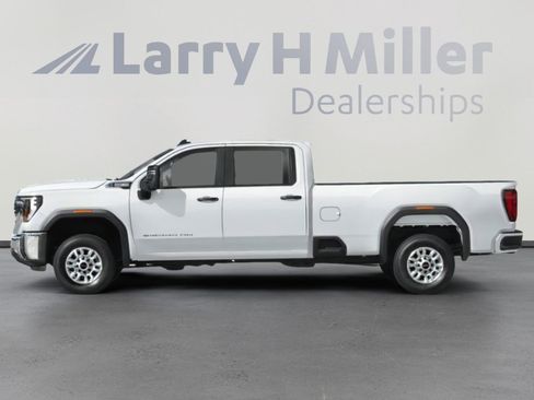 Used 2024 GMC Sierra 2500 AT4 w/ AT4 Premium Plus Package image 6