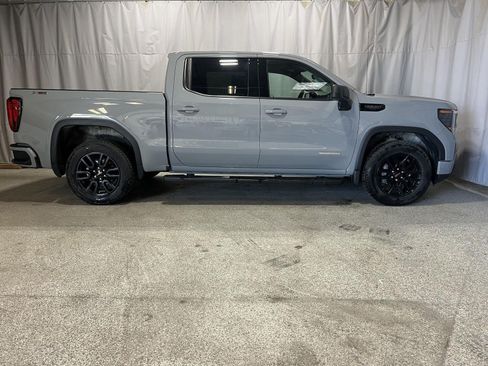 Used 2024 GMC Sierra 1500 Elevation w/ Preferred Package AWD/4WD image 5