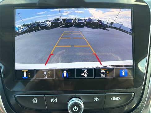 Used 2022 Chevrolet Equinox Premier image 28