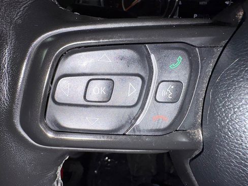 Used 2022 Jeep Gladiator Willys image 22