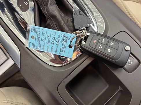 Used 2017 Buick Regal Premium w/ Driver Confidence Package #1 FWD image 33