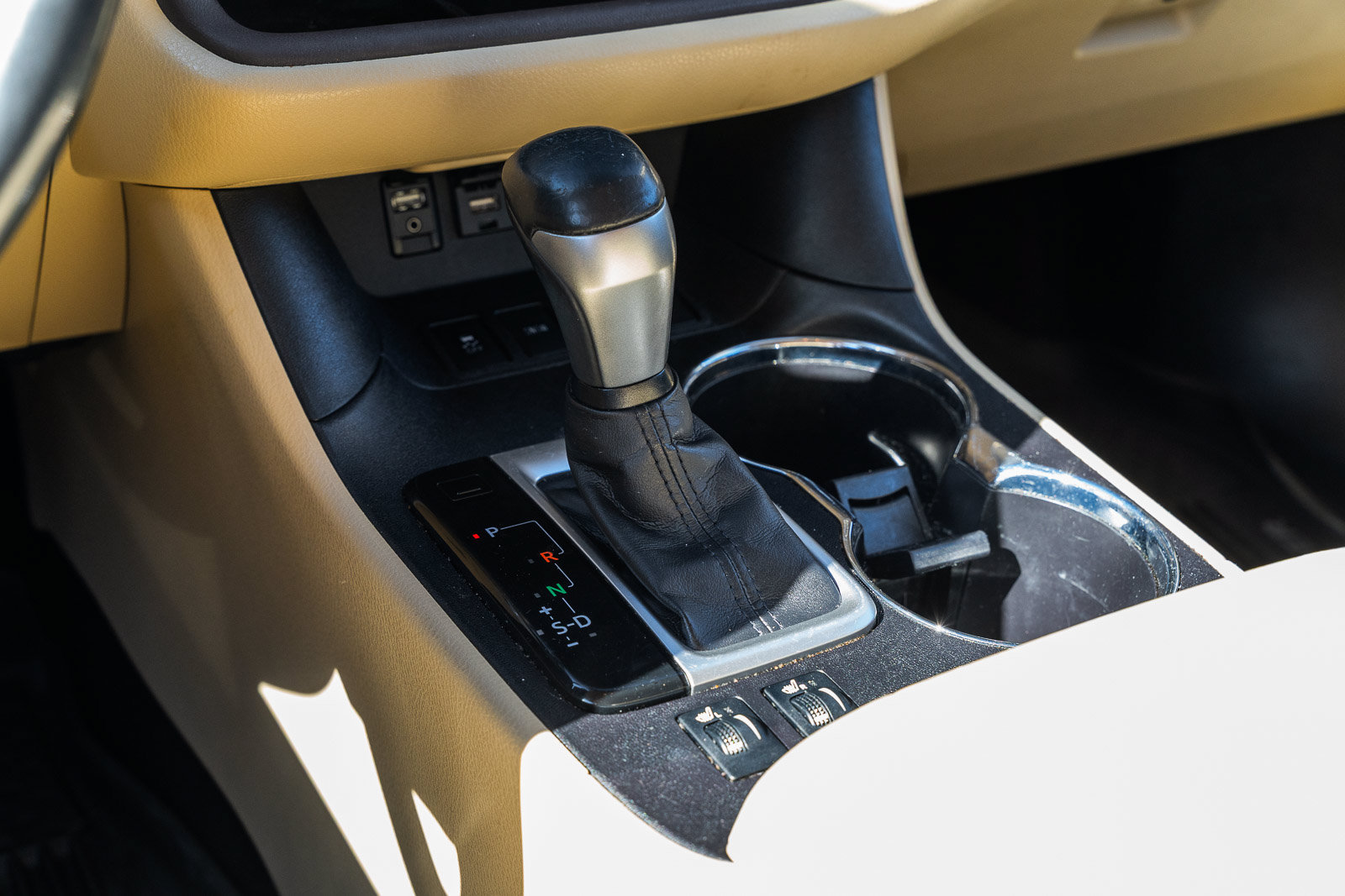Used 2019 Toyota Highlander XLE FWD image 32