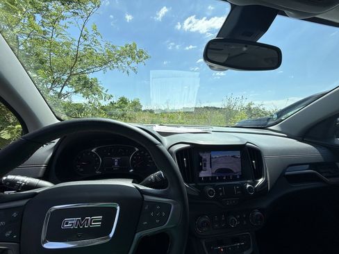 Certified 2024 GMC Terrain AT4 w/ Infotainment Package II AWD/4WD image 27