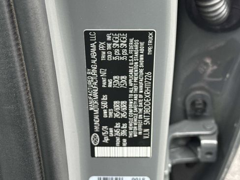 Used 2024 Hyundai Santa Cruz SEL AWD/4WD image 30