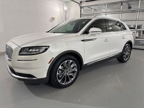 Used 2023 Lincoln Nautilus Reserve w/ Equipment Group 201A AWD/4WD image 4