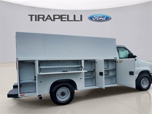 New 2026 Ford E-350 and Econoline 350 Super Duty w/ Power Equipment Group image 11