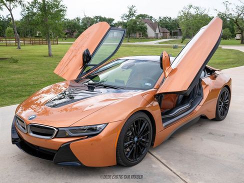 Used 2019 BMW i8 Coupe image 18