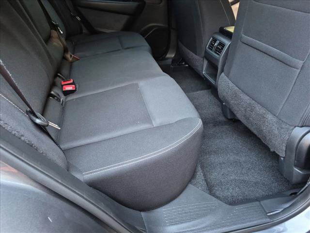 Used 2023 Nissan Rogue S AWD/4WD image 19