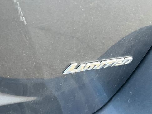 Used 2012 Toyota Highlander Limited image 21