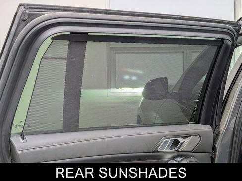 Used 2023 BMW X7 xDrive40i w/ Executive Package image 18