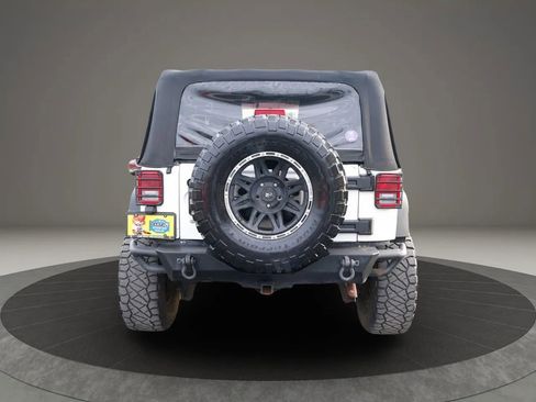 Used 2008 Jeep Wrangler Rubicon w/ Dual Top Group image 4