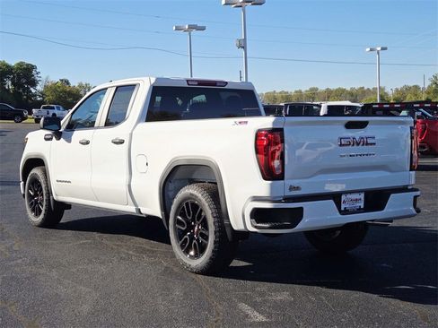 New 2026 GMC Sierra 1500 Pro w/ Graphite Edition image 5