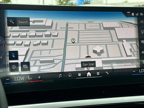 Used 2024 BMW i4 eDrive35 w/ Premium Package image 18