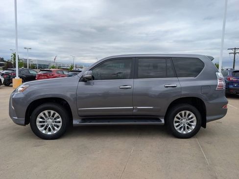 Used 2017 Lexus GX 460 Premium AWD/4WD image 6