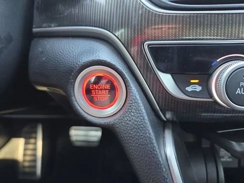 Used 2018 Honda Accord Sport image 34