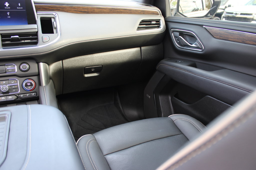 Used 2022 Chevrolet Tahoe Premier AWD/4WD image 38