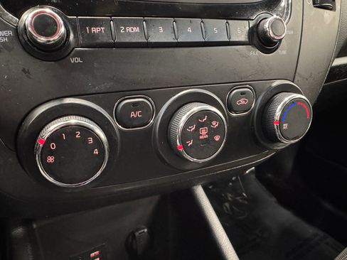 Used 2018 Kia Forte LX image 7