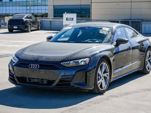 Used 2023 Audi e-tron GT Prestige w/ Prestige Package image 1