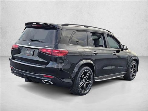 New 2026 Mercedes-Benz GLS 450 4MATIC image 2