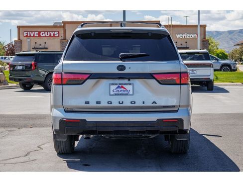 Used 2026 Toyota Sequoia Platinum AWD/4WD image 4