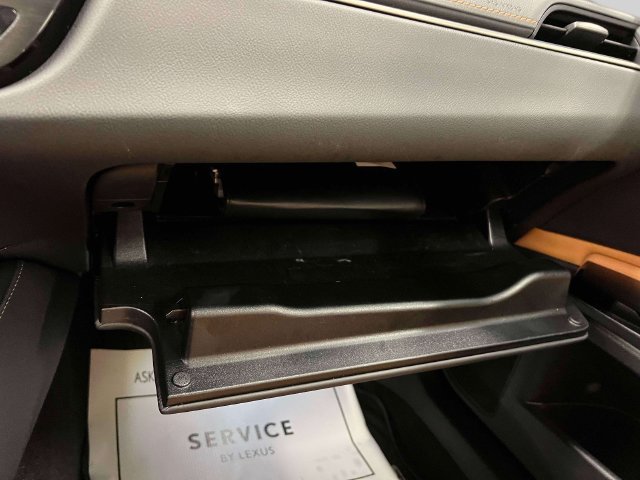 Certified 2022 Lexus ES 350 w/ Premium Package FWD image 39