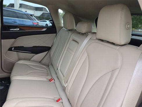 Used 2019 Lincoln MKC Select w/ Select Plus Package image 13