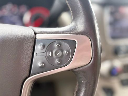 Used 2015 GMC Yukon XL Denali w/ Premium Package AWD/4WD image 17