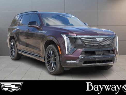 New 2026 Cadillac Escalade IQL Sport 1 w/ LPO, ONYX Package image 37