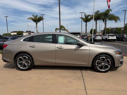 Used 2023 Chevrolet Malibu LT image 4