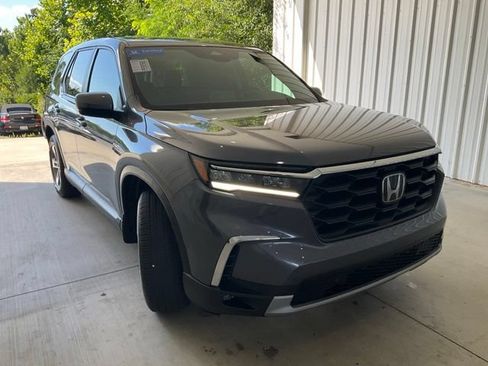 Certified 2025 Honda Pilot EX-L image 27