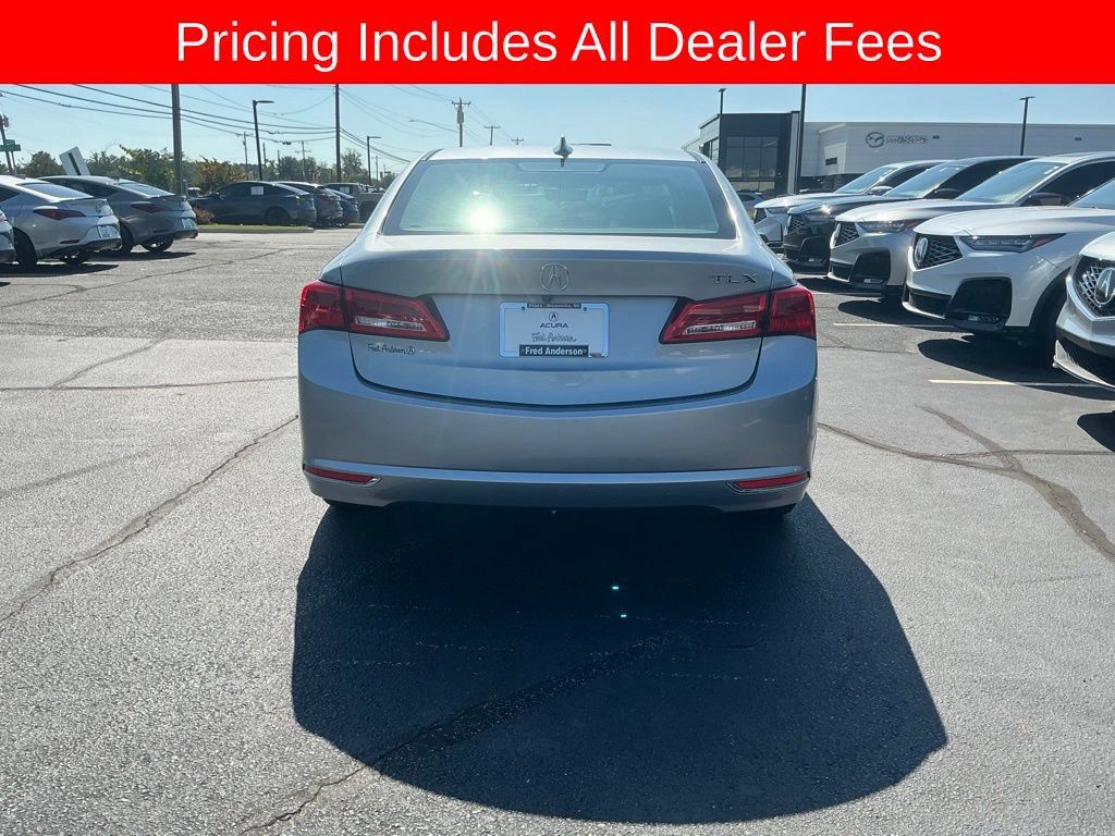 Used 2018 Acura TLX w/ Technology Package FWD image 4
