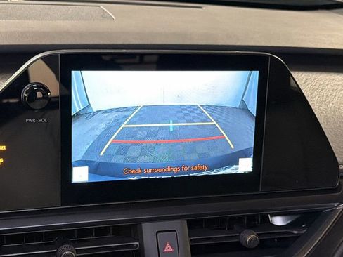 New 2026 Lexus UX 300h AWD image 23