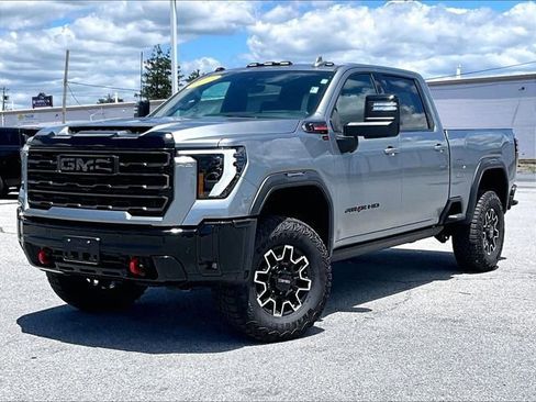 Used 2025 GMC Sierra 2500 AT4X w/ Snow Plow Prep/Camper Package AWD/4WD image 2
