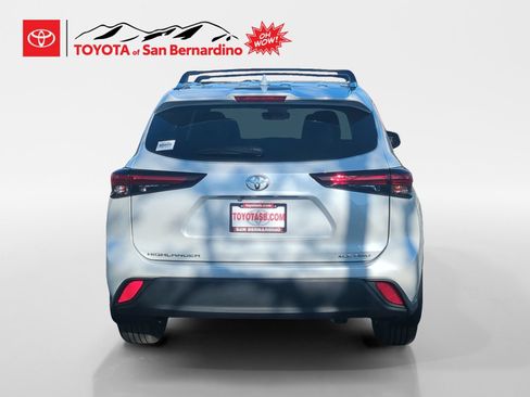 New 2026 Toyota Highlander XLE AWD/4WD image 4